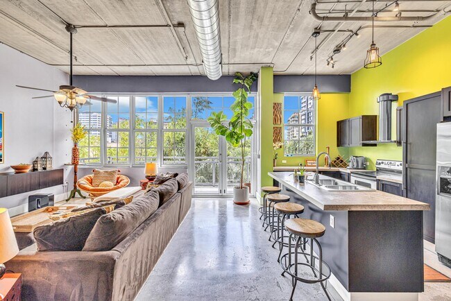 Foto del edificio - 425 N Andrews Ave