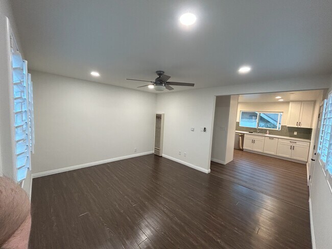 Photo - 1705 Grant Ave Apartments