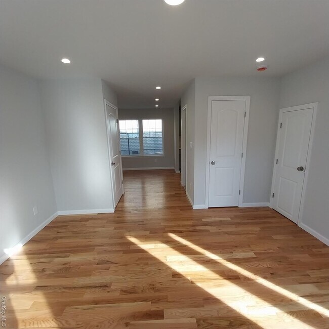 Foto del edificio - 343 Jackson St