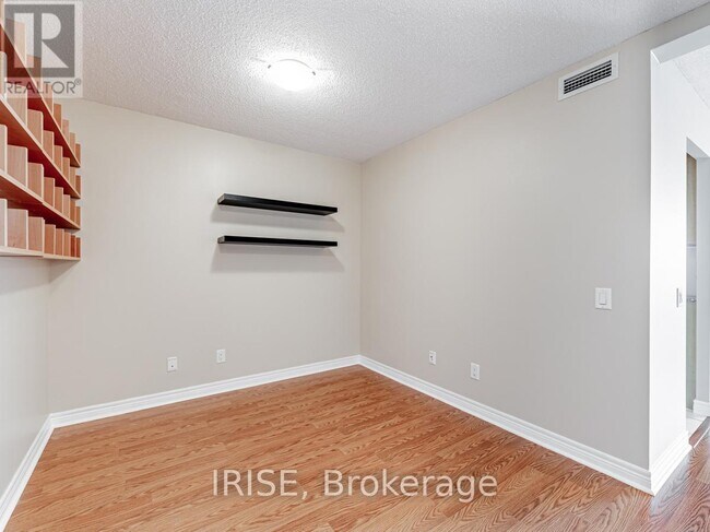 Building Photo - 83 Borough Dr
