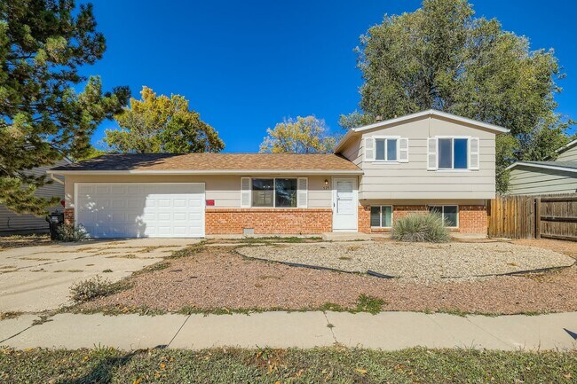 Foto del edificio - 529 Corte Amino