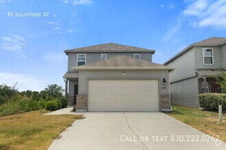 Building Photo - 12802 Lucas Ridge Dr