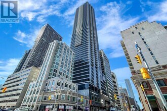 Building Photo - 395 Bloor St E