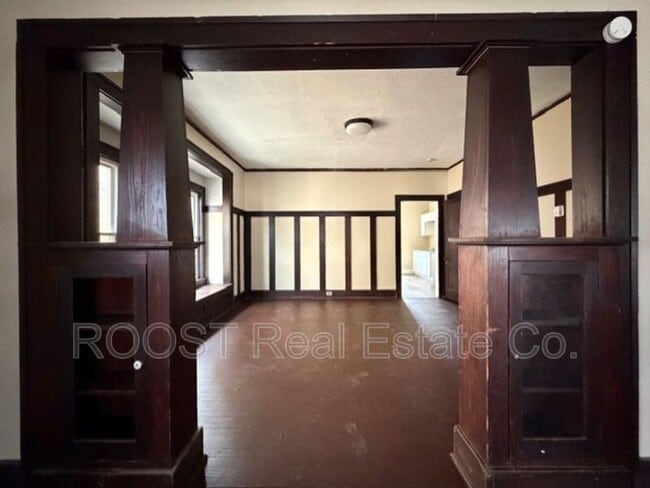 Foto del edificio - 457/459 E Madison Ave