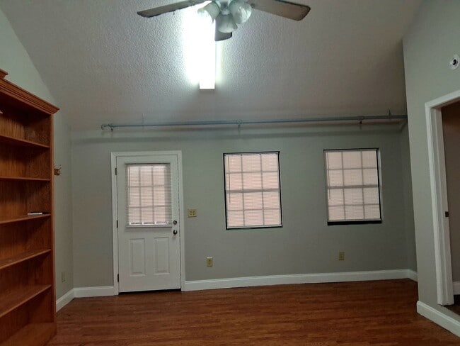 Interior Photo - Burlington Mill Apartments