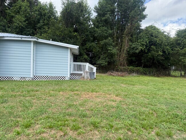 Foto del edificio - 6244 New Jesup Hwy