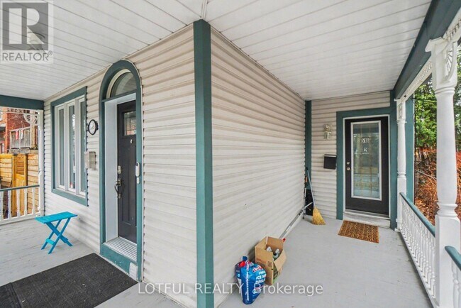 Photo du bâtiment - 518 Hilson Ave