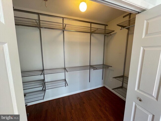 Foto del edificio - 514 Columbia Rd NW