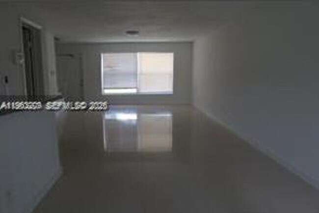 Foto del edificio - 2021 NW 59th Terrace