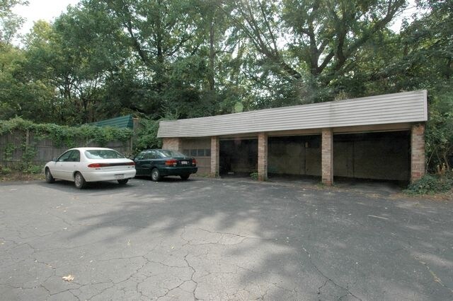 Building Photo - 225 Loraine Ave