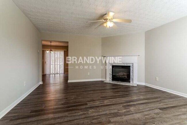 Foto del edificio - 252 Springbottom Ct SE