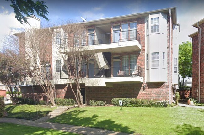 Foto del edificio - 4106 Newton Ave