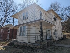 Building Photo - 400 Atchison St