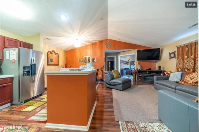 Building Photo - 3 br, 2 bath Condo - 6723 Dorothys Xing