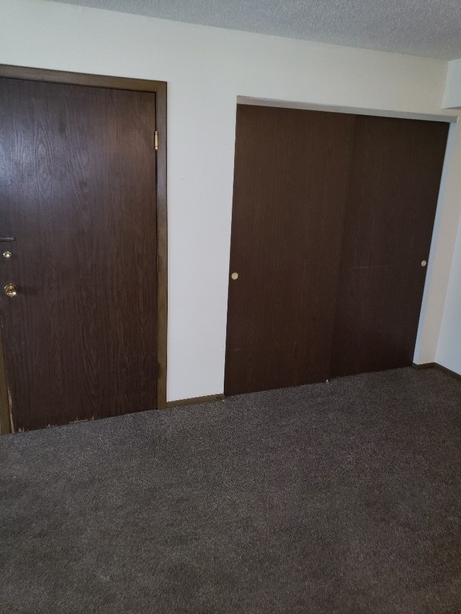 Building Photo - Hidden Village Apartments 1 Bedroom!!!