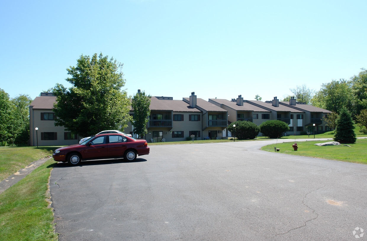 Building Photo - Spirit Mountain Apartments