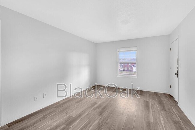 Building Photo - 7607 Garrison Rd