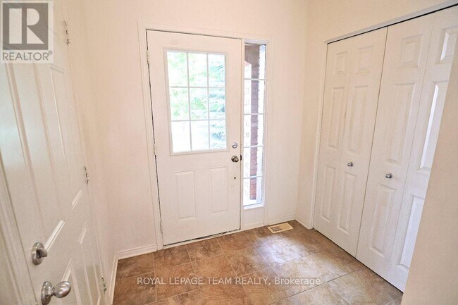 Building Photo - 177 Romina St