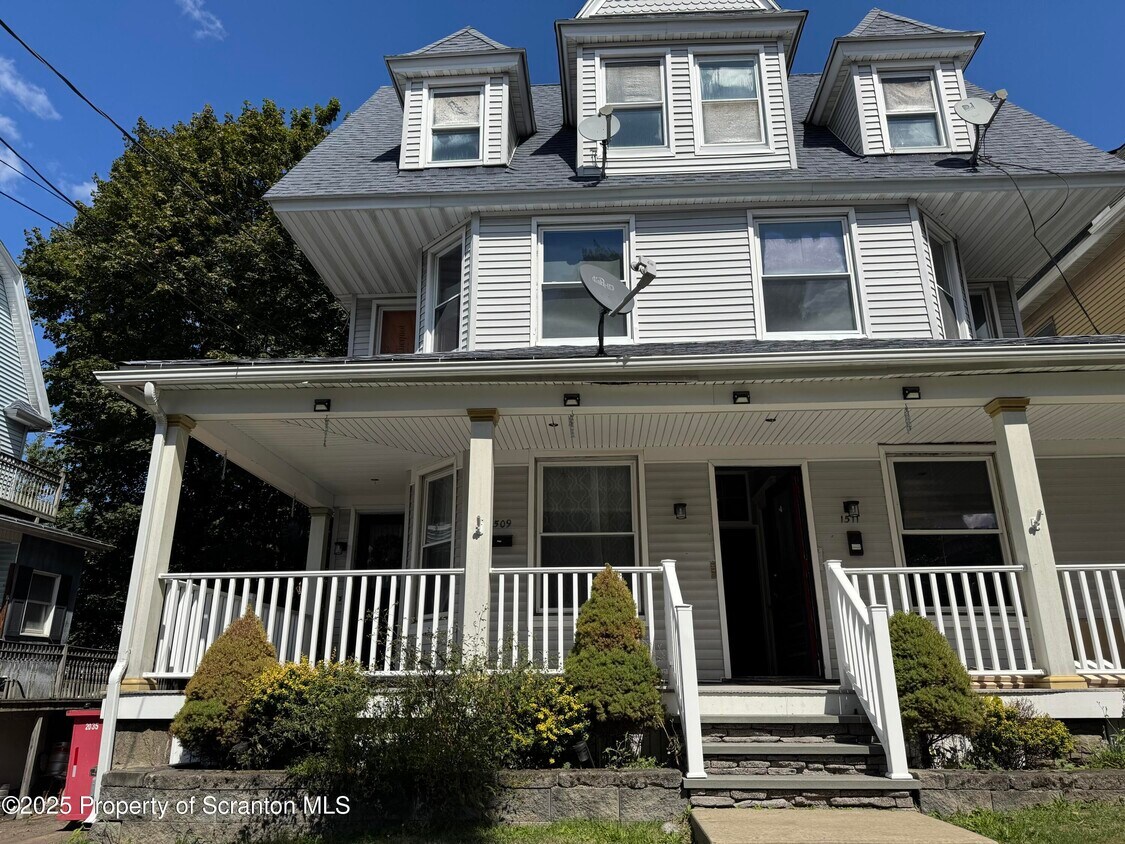Foto principal - 1511 E Gibson St