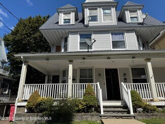Building Photo - 1511 E Gibson St