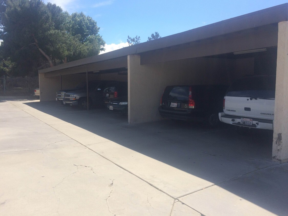 Carports - 4210 W Avenue L