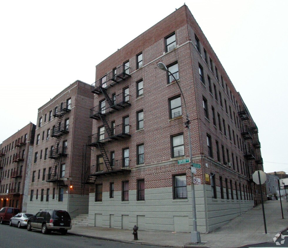 1535 Taylor Ave, Bronx, NY 10460 Apartments in Bronx, NY