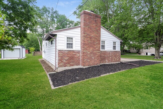 Building Photo - Beautiful and Spacious Home