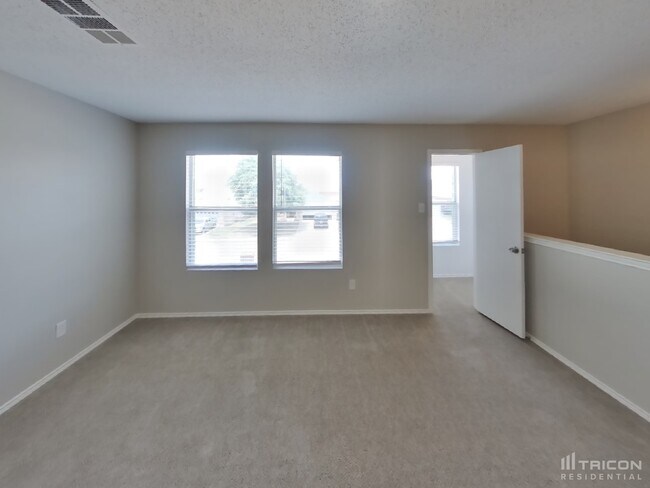 Foto del edificio - 521 Linacre Drive Crowley TX