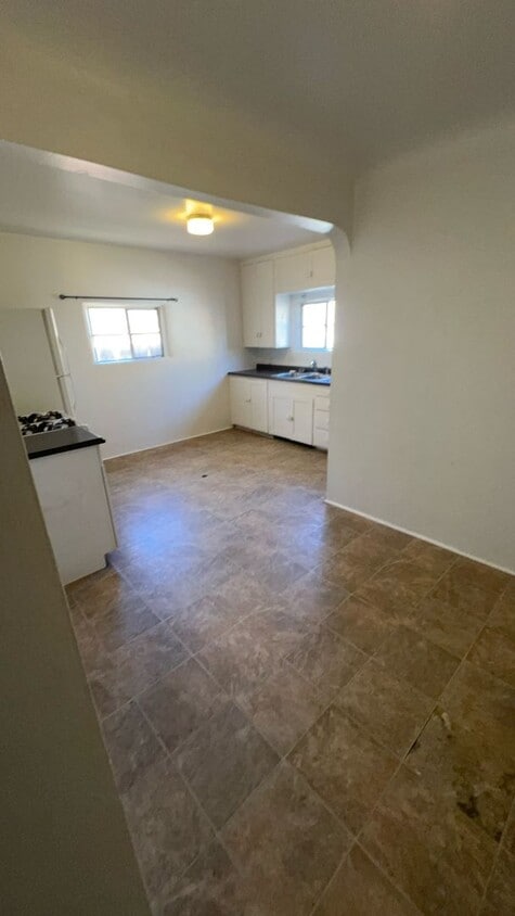 Foto del edificio - 1409-1409 Hazeldine Ave SE