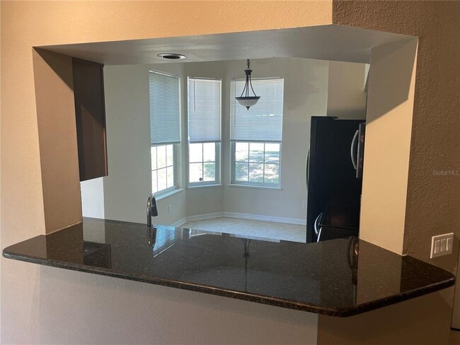 Building Photo - 7701 Carriage Homes Dr