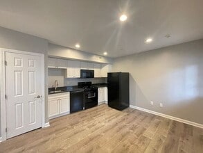 Building Photo - 374 Amory St