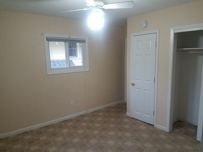 Building Photo - MMA Properties 920