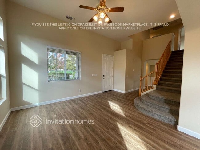 Building Photo - 1655 Vandenberg Cir