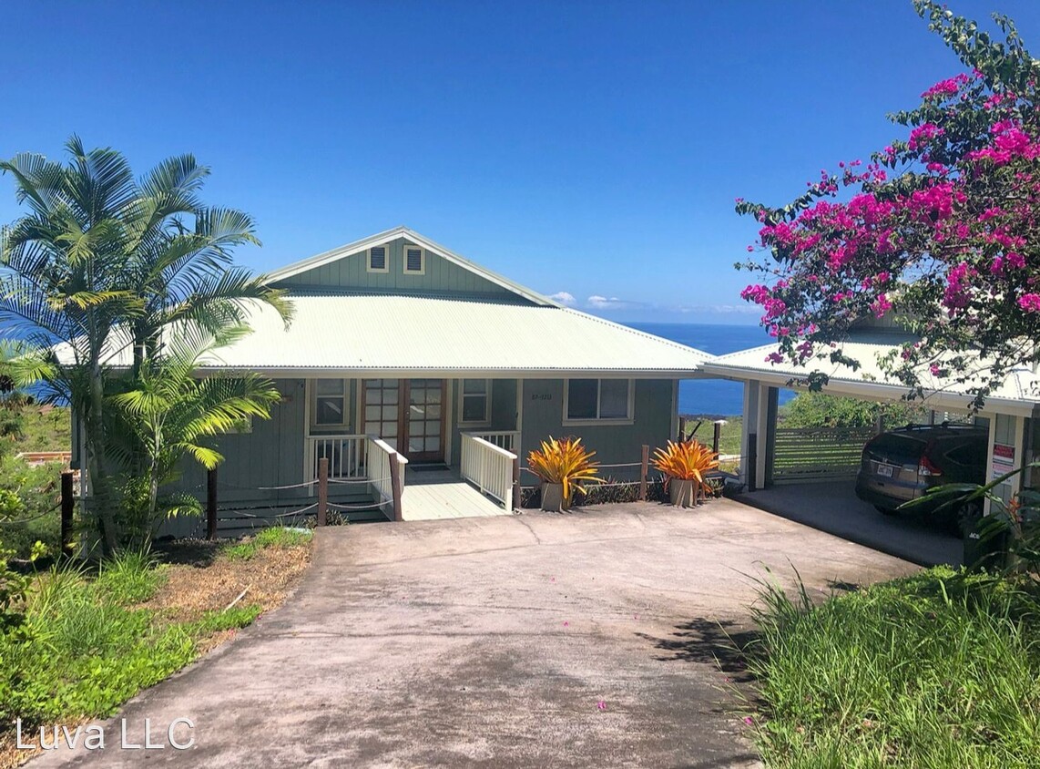 Primary Photo - 3 br, 2 bath House - 87-3213 Guava Rd