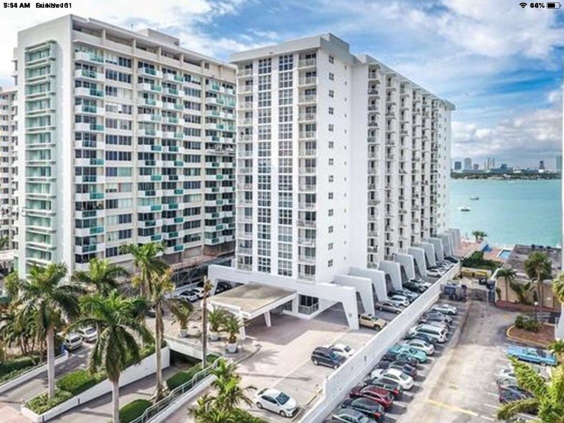 Foto principal - 1228 West Ave
