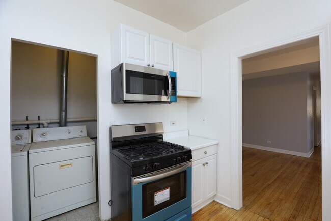 Foto del edificio - 4746 S Woodlawn Ave