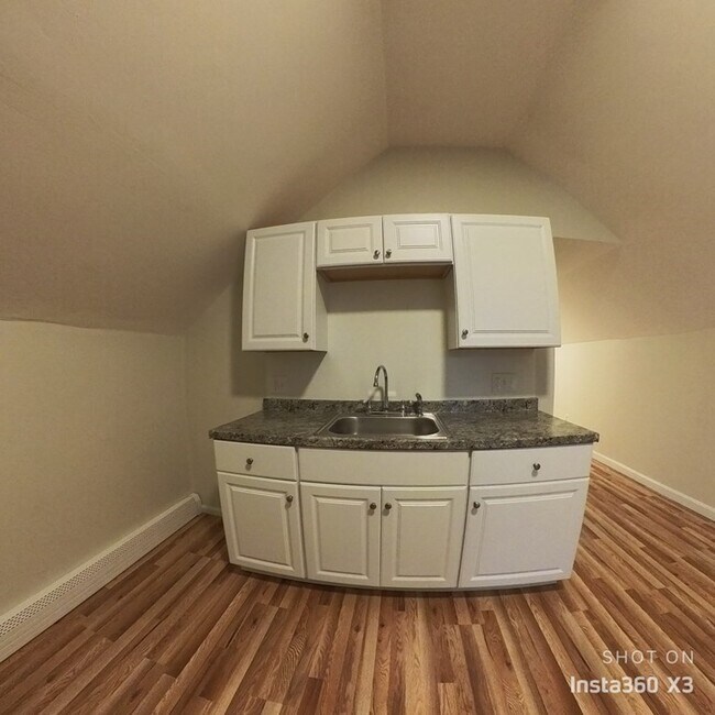 Building Photo - 41 Lowell St