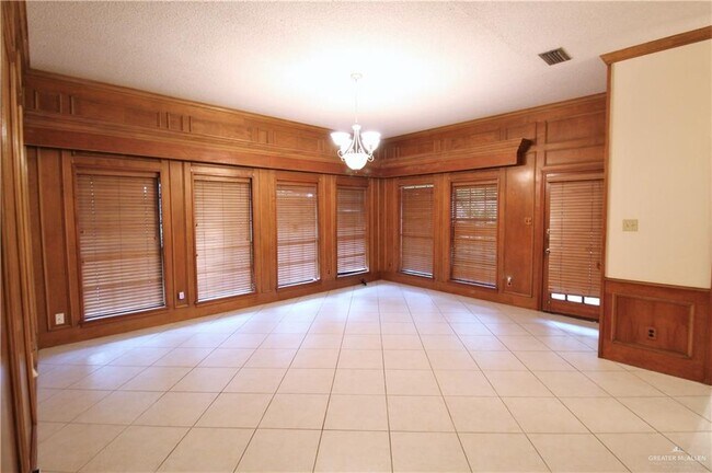 Foto del edificio - 12 Sabinal St