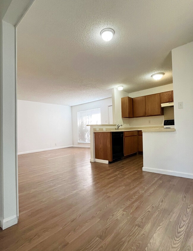 Foto del edificio - 14431 Edgemont St