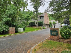 Building Photo - 24 Village Walk