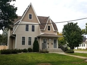 Building Photo - 1045 Marquette St