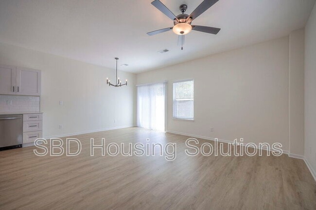 Foto del edificio - 9033 E 85th Pl