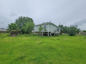 Building Photo - 315 20th St