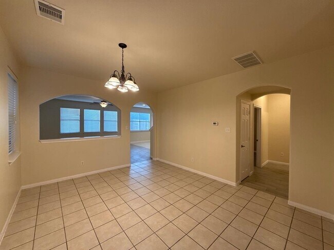 Foto del edificio - 1702 Bonnyton Ln
