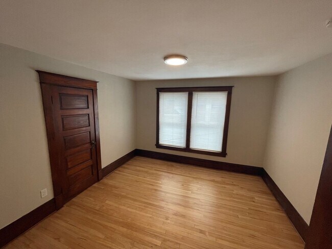 Foto del edificio - 1224 Drake Street