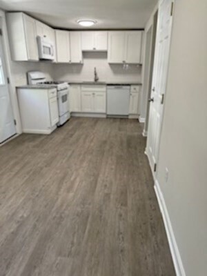 Foto del edificio - 117 N Main St