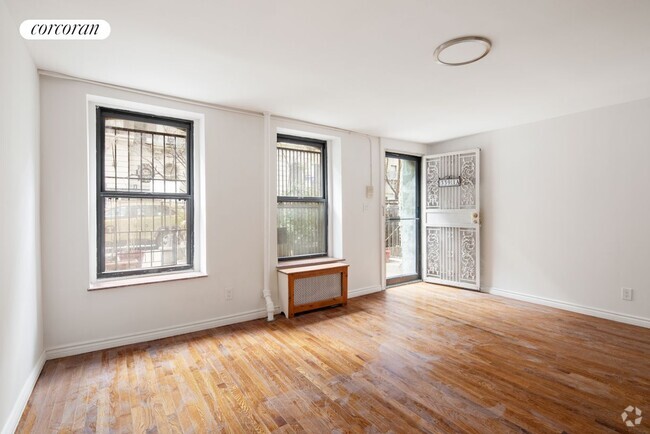 Building Photo - 337 W 48th St