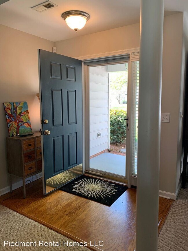 Foto del edificio - 3 br, 2 bath House - 5406 Willow Ridge Dr