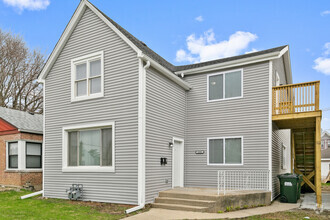 Building Photo - 9305 S Homan Ave