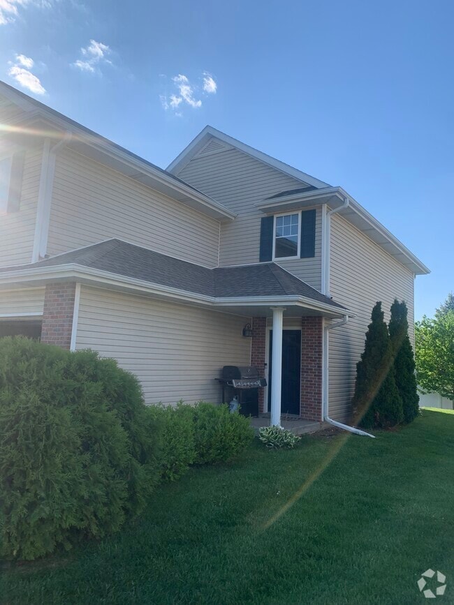 Building Photo - 8944 Sicily Ln